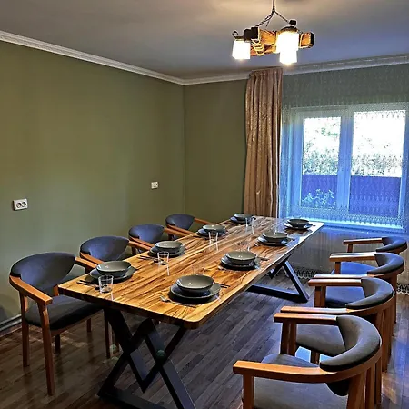 Feriehus N V New View *