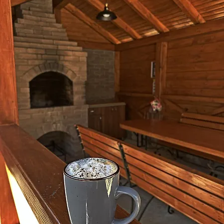 N V New View * Yaremche